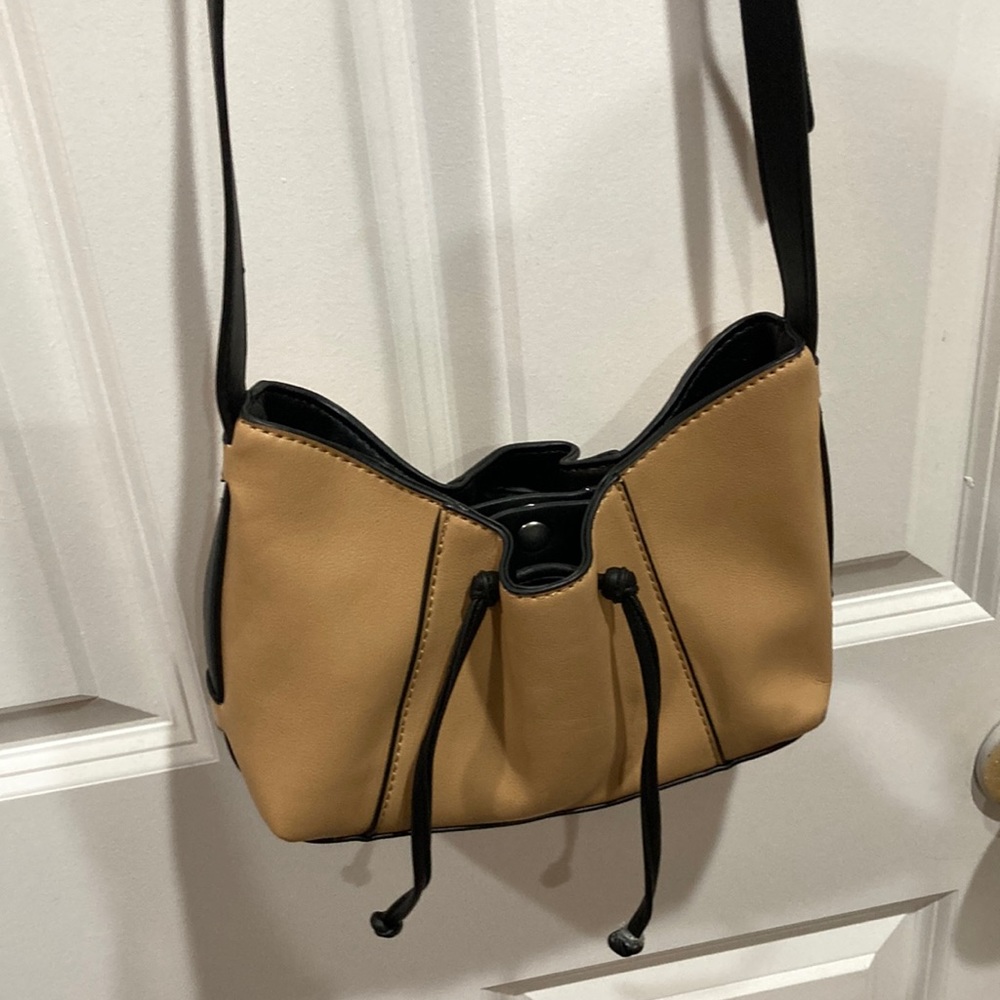 Crossbody purse